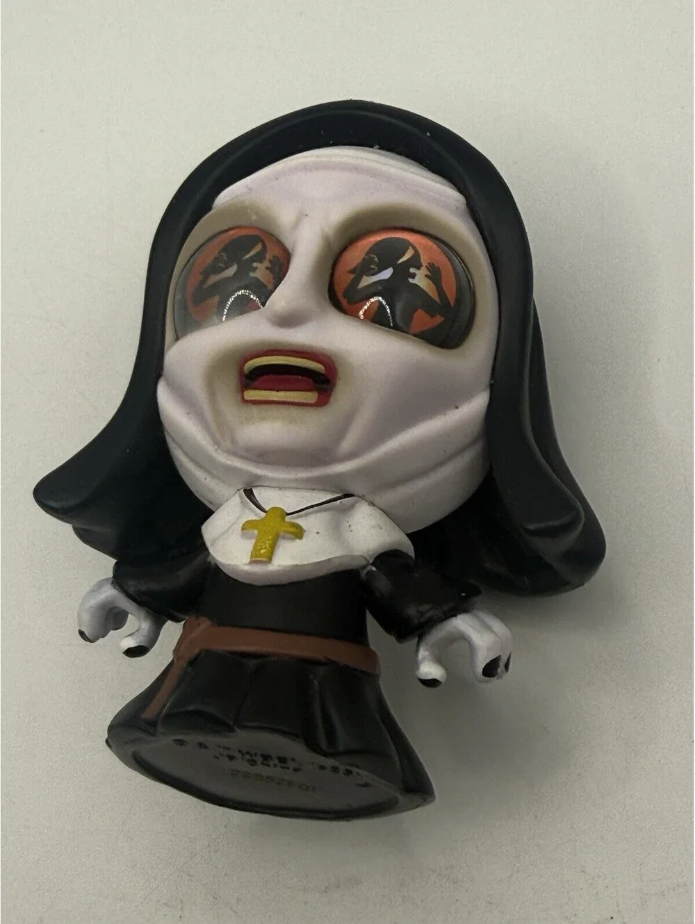 2025 TINY NIGHTMARES TERRIF-EYES Mini Figure THE NUN